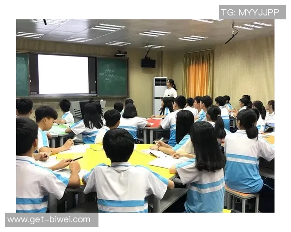 科4篮球鞋的魅力与性能解析让你在球场上尽显风采